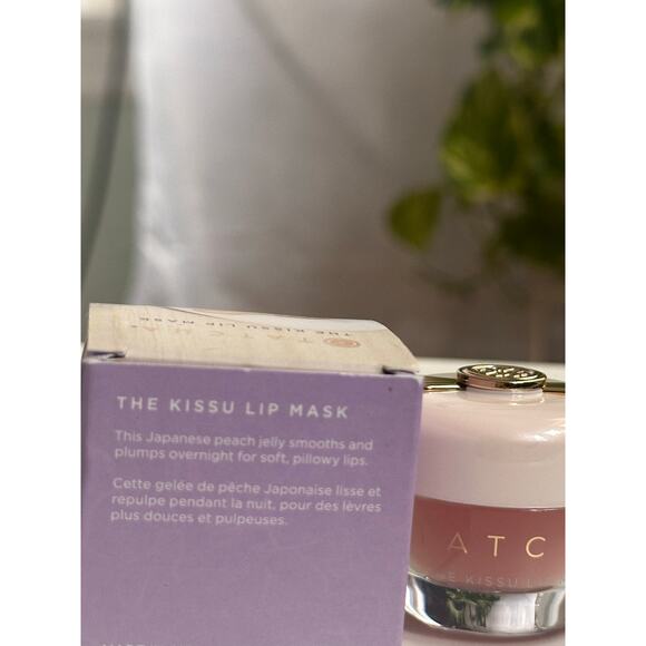 Tatcha BUNDLE includes essence and Tatcha kissu hydrating & plumping lip mask - Picture 5 of 7
